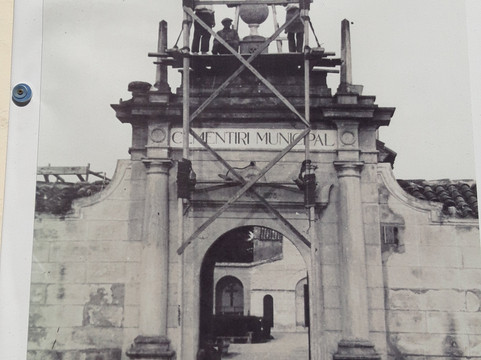 Cementiri Vell d'Igualada-伊瓜拉达必去景点