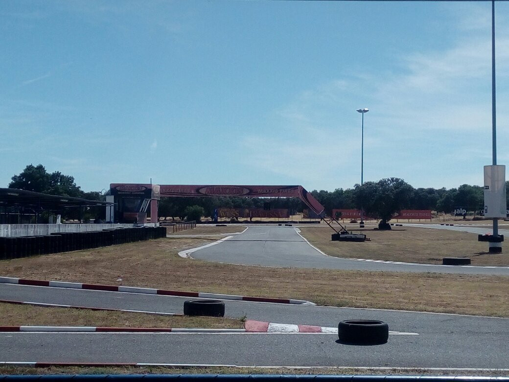 Kartódromo de Évora景点图片