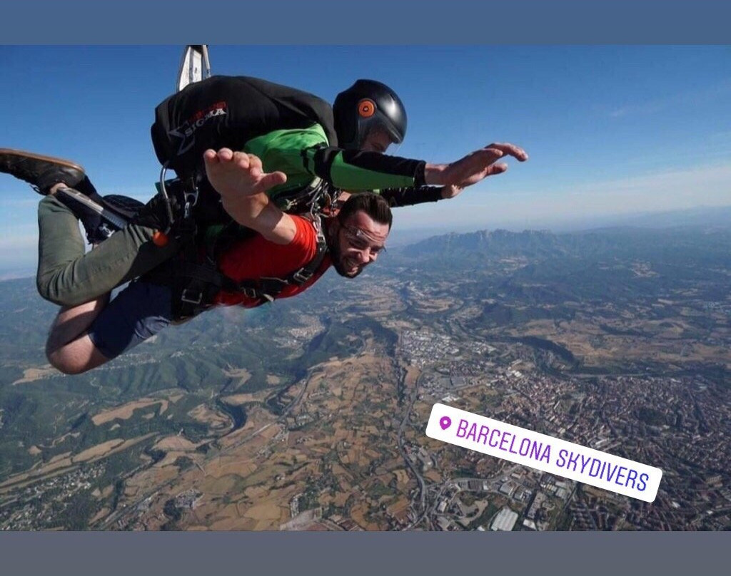 Saltamos – SkydiveBCN景点图片