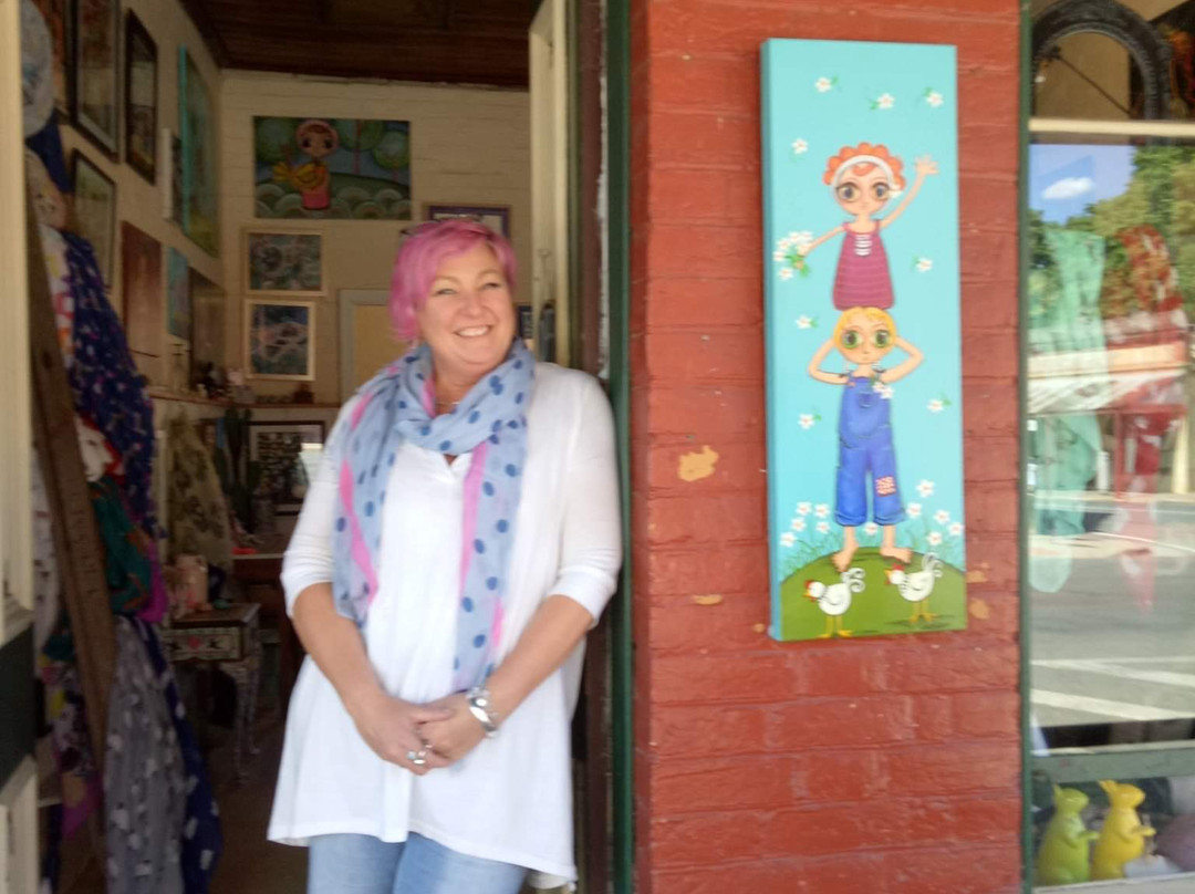 Lisa Bishop Studio and Art Store景点图片