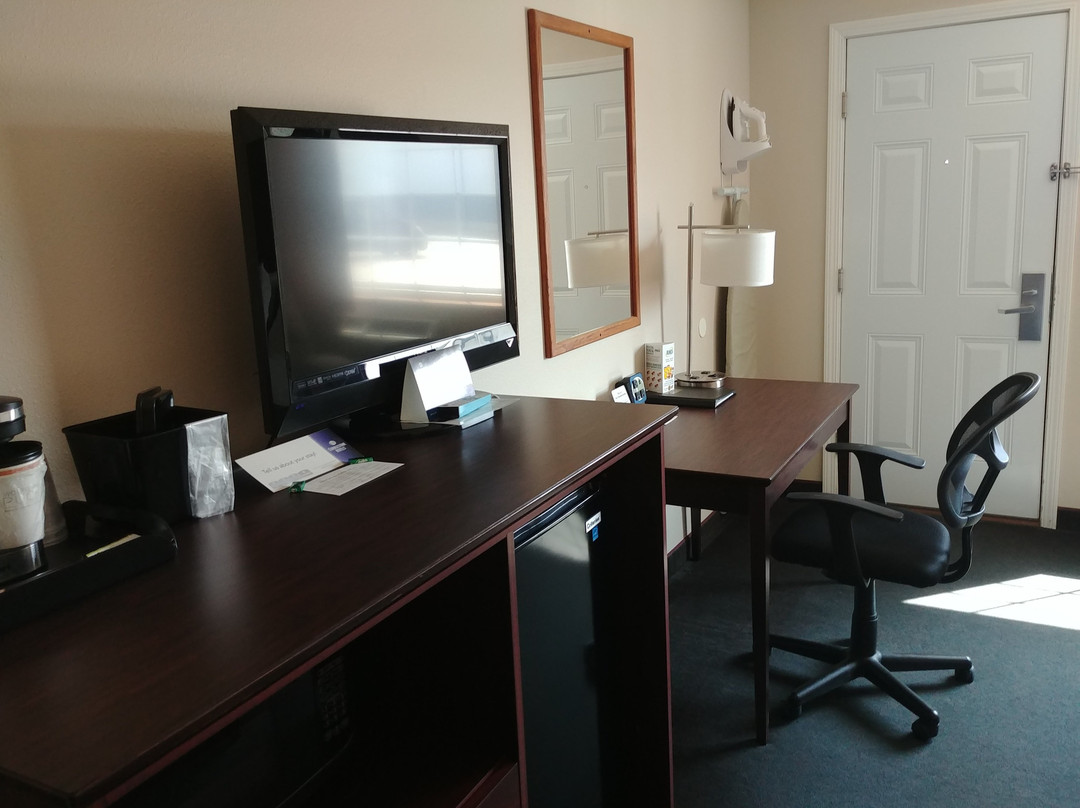 Boarders Inn and Suites by Cobblestone Hotels - Broken Bow, NE主图