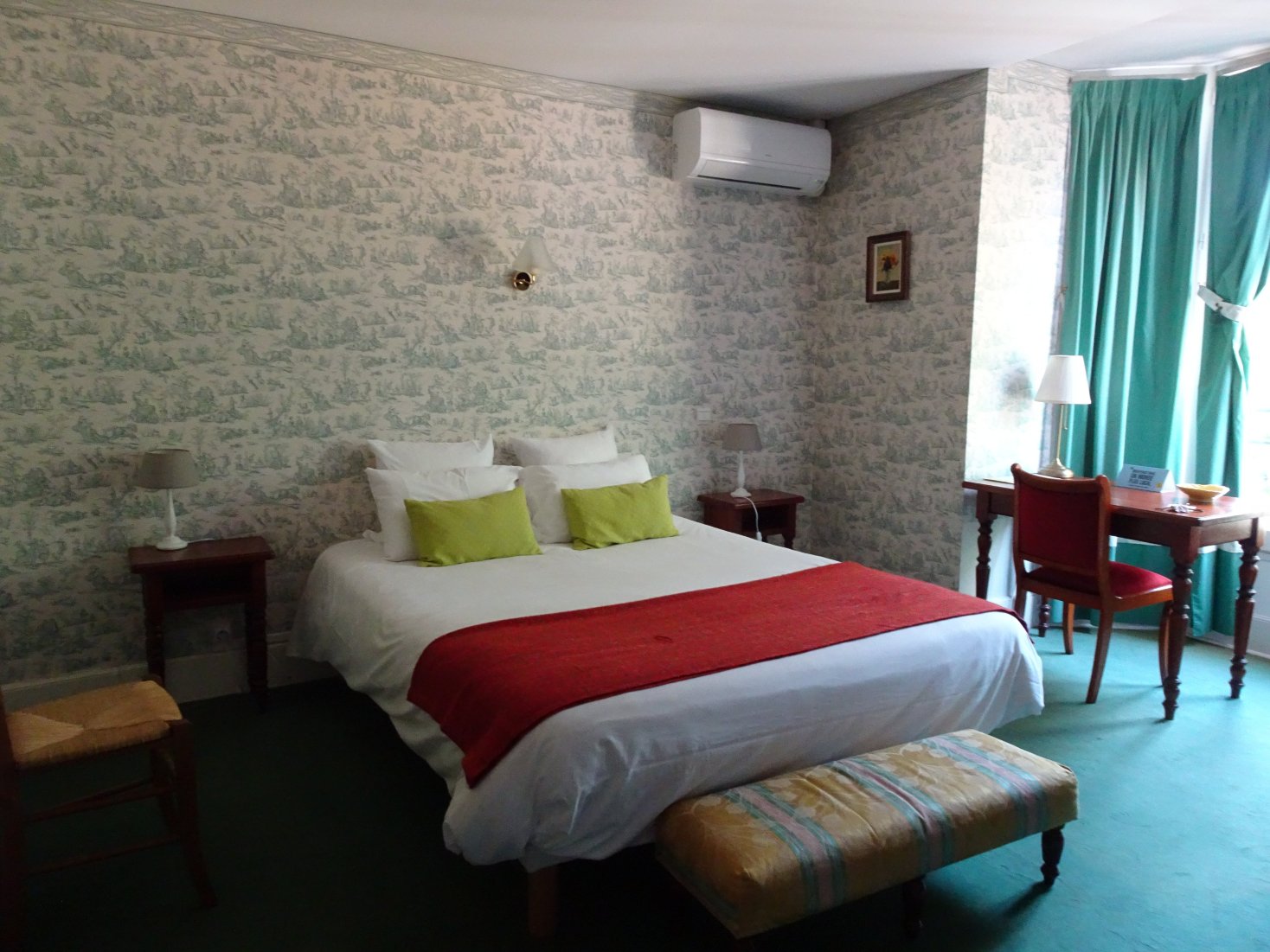 La Tour de Ciron-官方