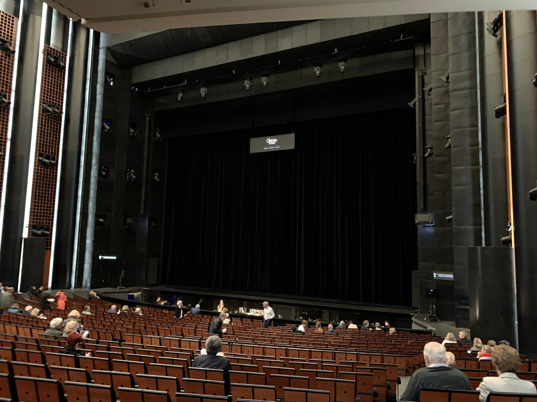巴士底歌剧院-巴黎国家歌剧院景点图片