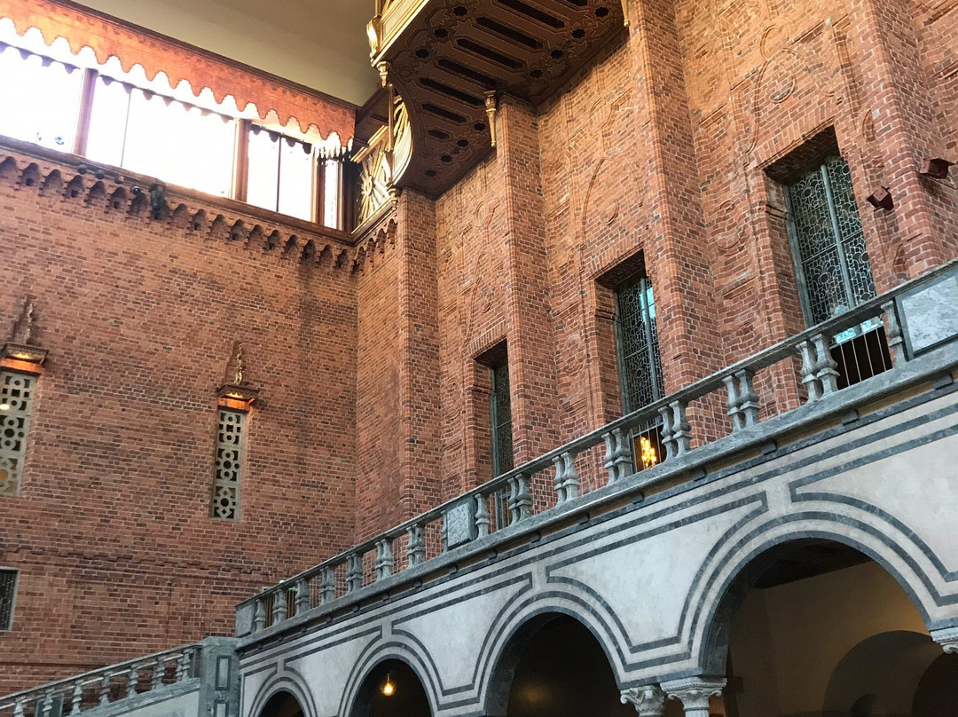 Stadshuset-埃斯基尔斯蒂纳必去景点