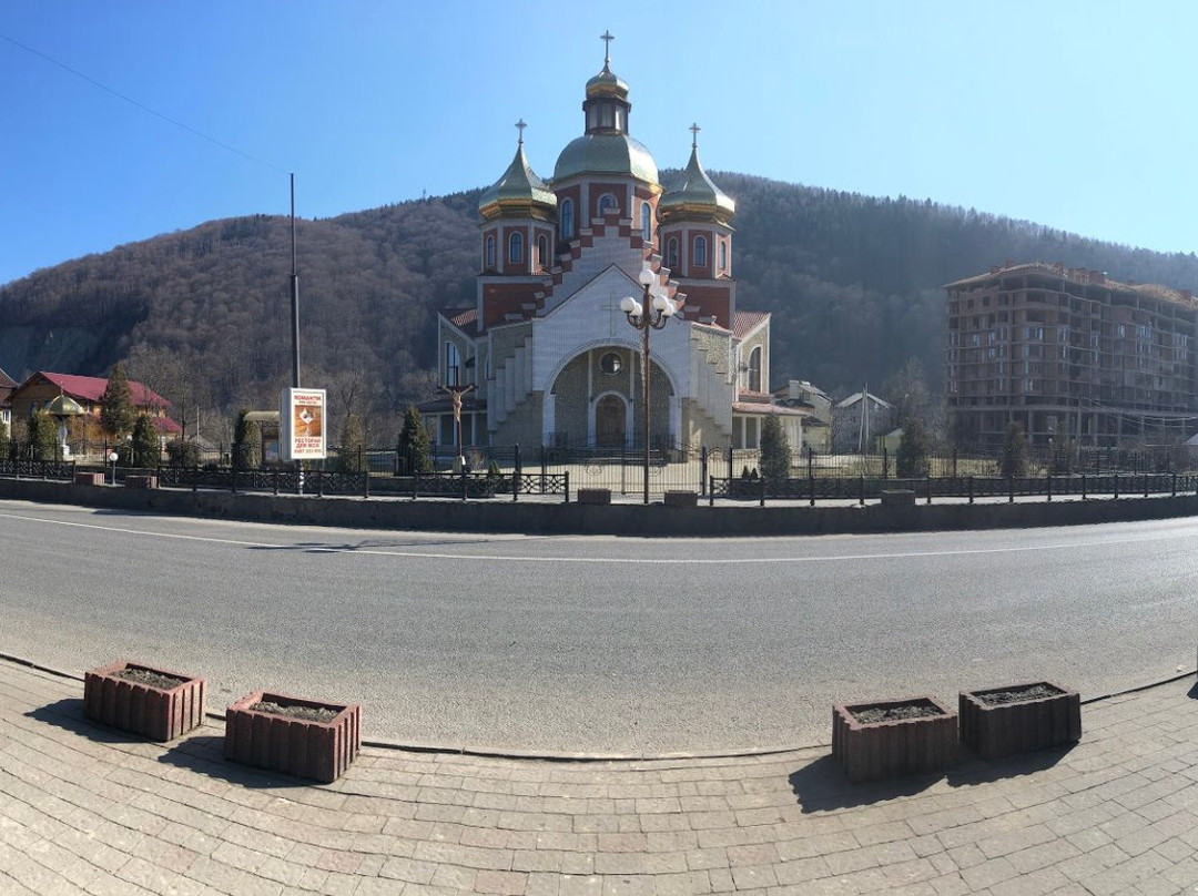 Nativity of St. John the Baptist-Yaremche必去景点