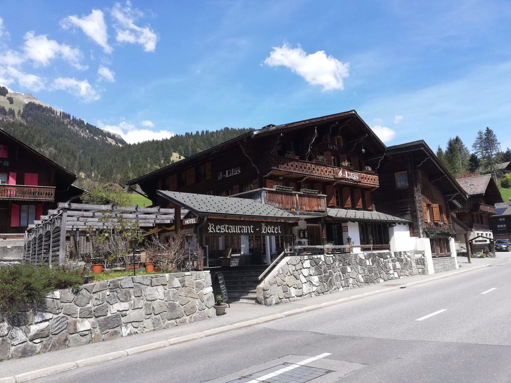Hotel Restaurant Les Lilas-官方