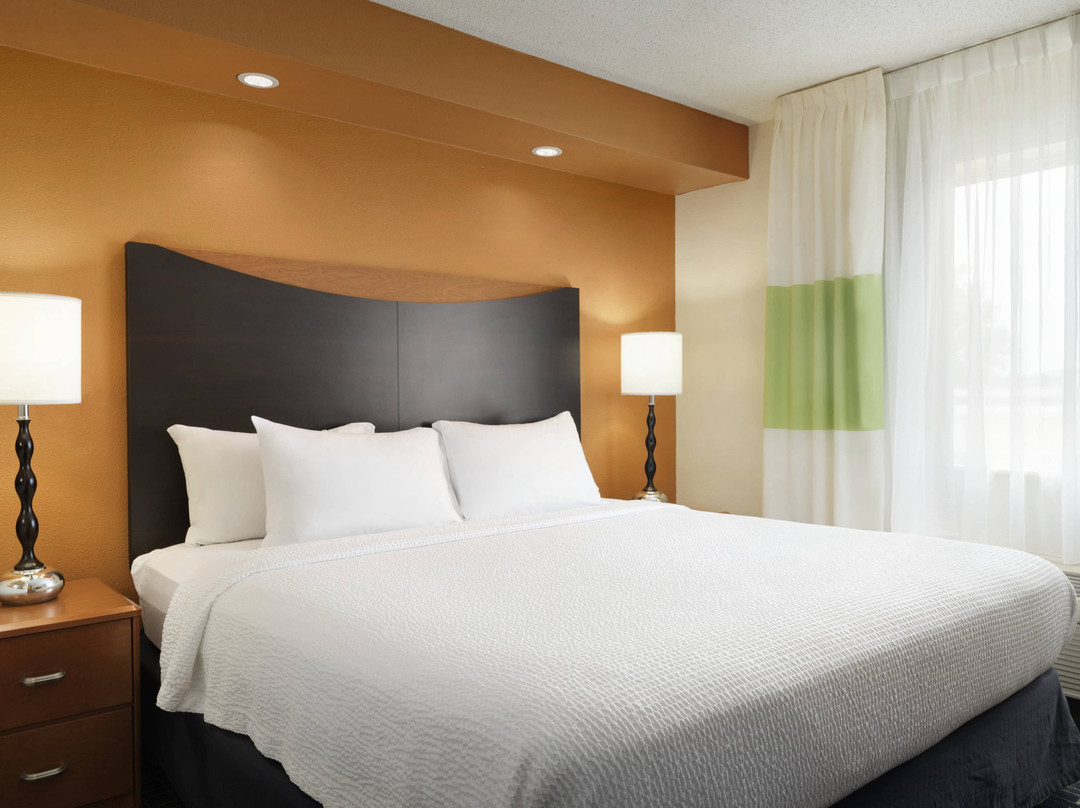 Fairfield by Marriott Inn & Suites Champaign主图