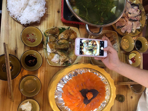 A Phu Restaurant主图