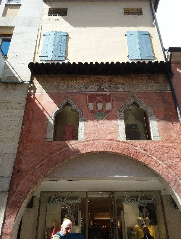 Casa Simoni di Pordenone-波代诺内必去景点