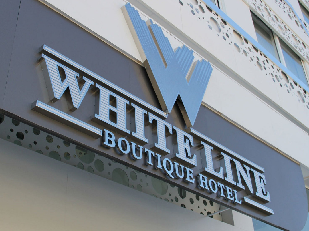 White Line Boutique Hotel主图