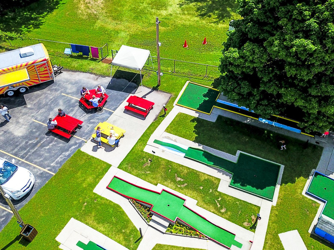 Lee's Miniature Golf景点图片