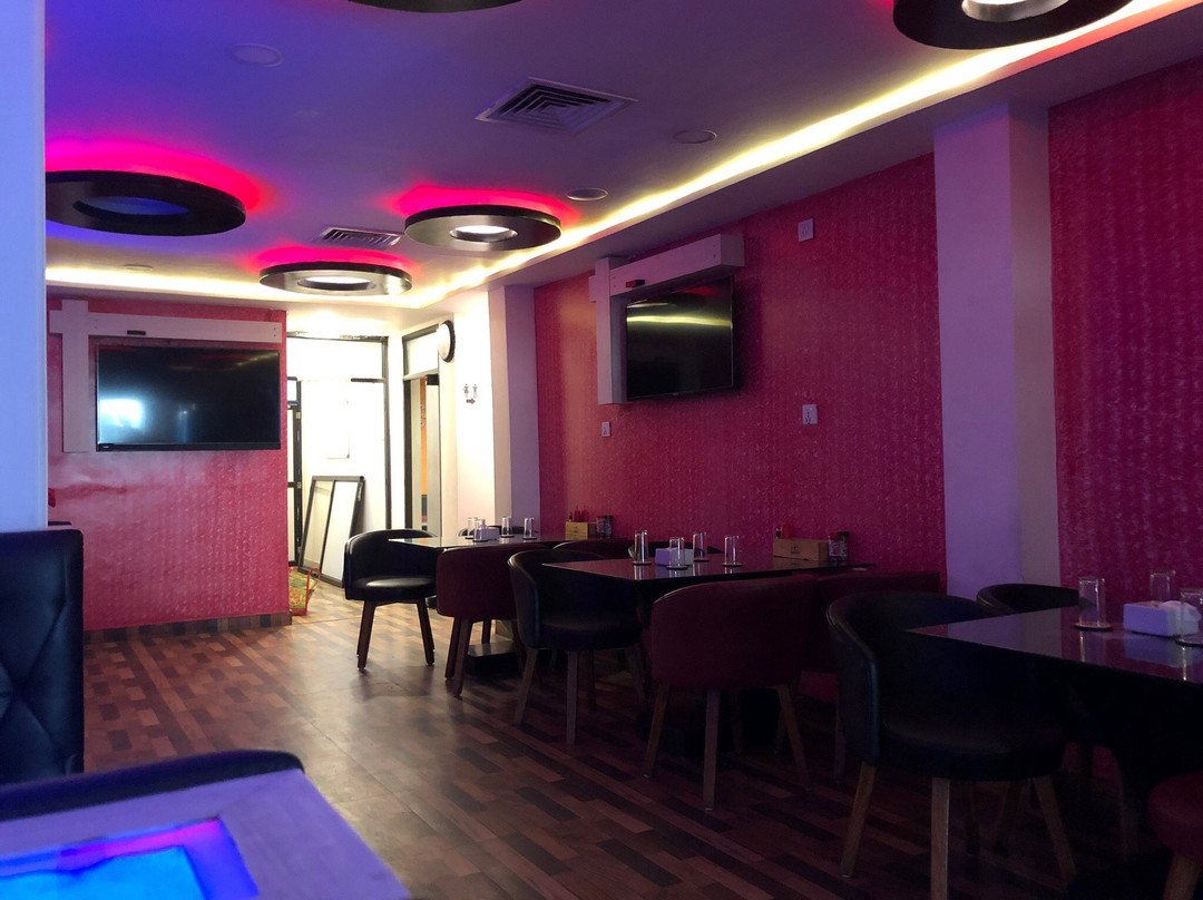 Kalaiya餐馆和美食-The Dugout