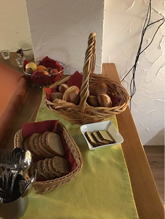 巴巴丽娜酒店主图