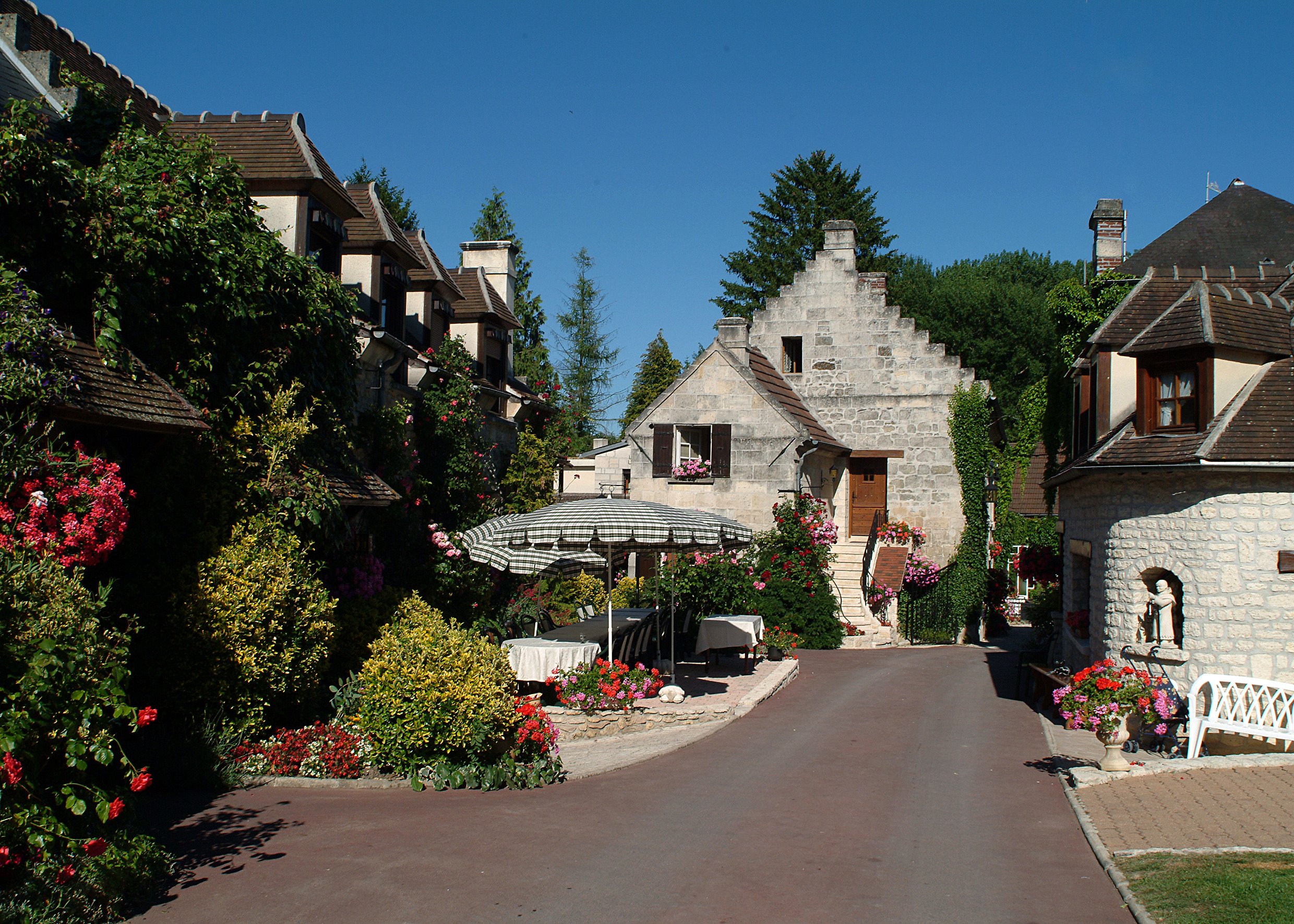 Le Relais Brunehaut-官方