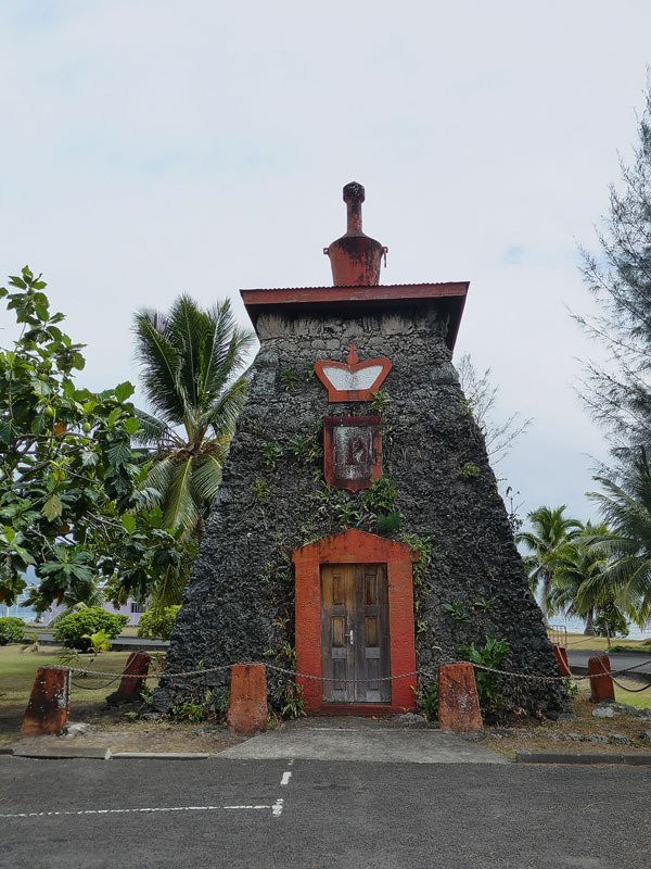 Tomb of King Pomare V景点图片