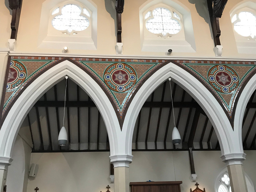 Holy Cross Church-肯梅尔必去景点