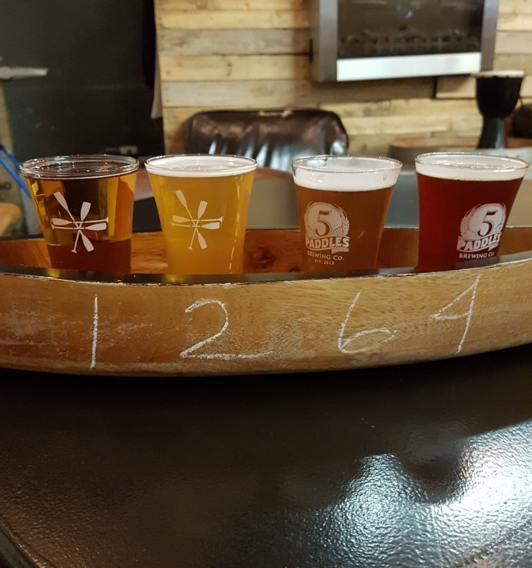 Five Paddles brewery景点图片