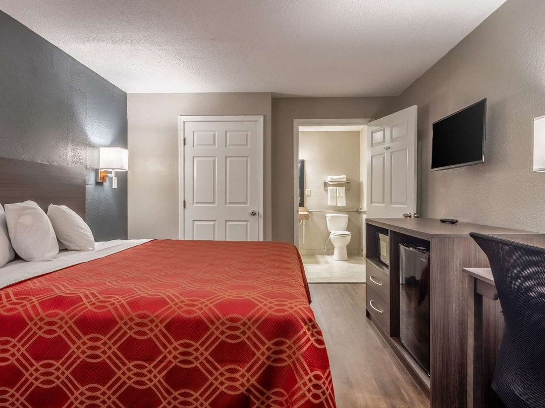 Econo Lodge East Ridge主图