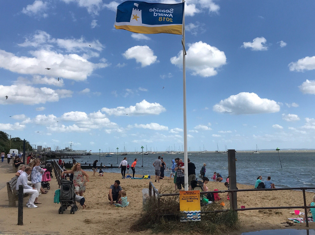 Bell Wharf Beach景点图片