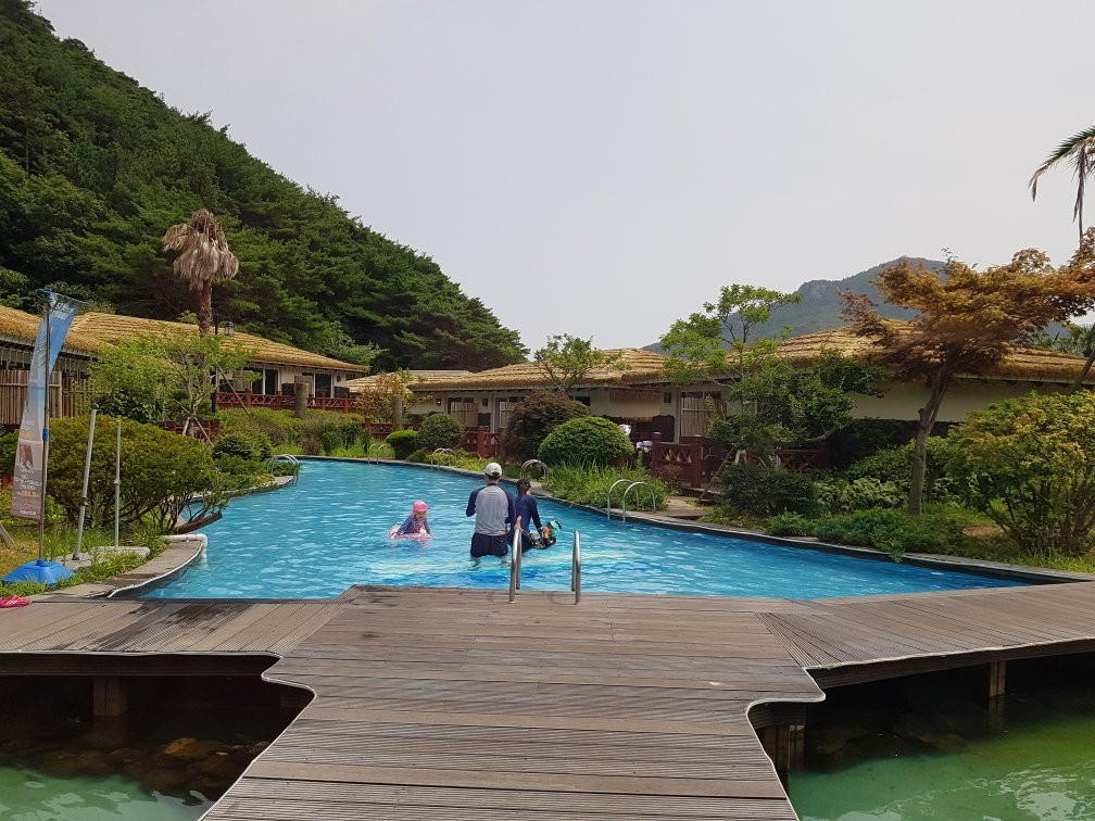 汉森滨海酒店度假村
