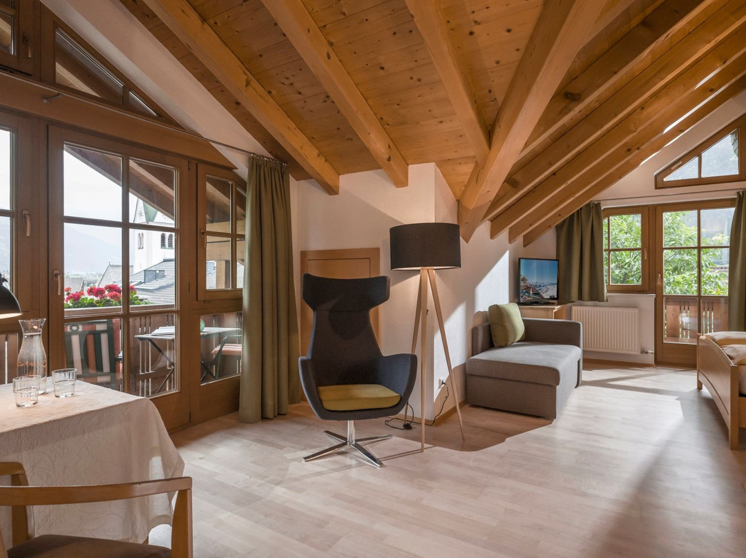 La Pasta Hotel Restaurant主图