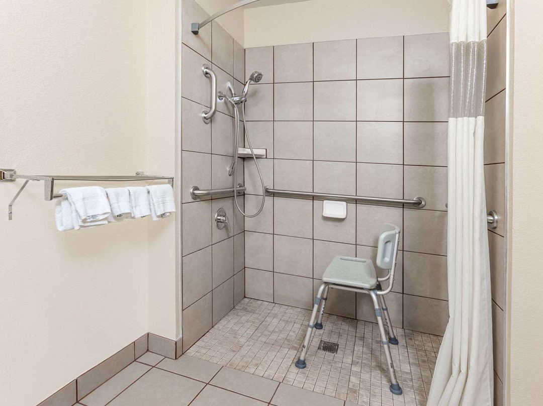 Days Inn By Wyndham Imlay City主图