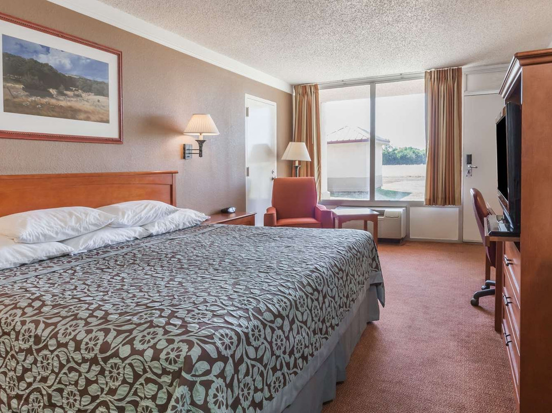 Days Inn by Wyndham Hillsboro TX主图