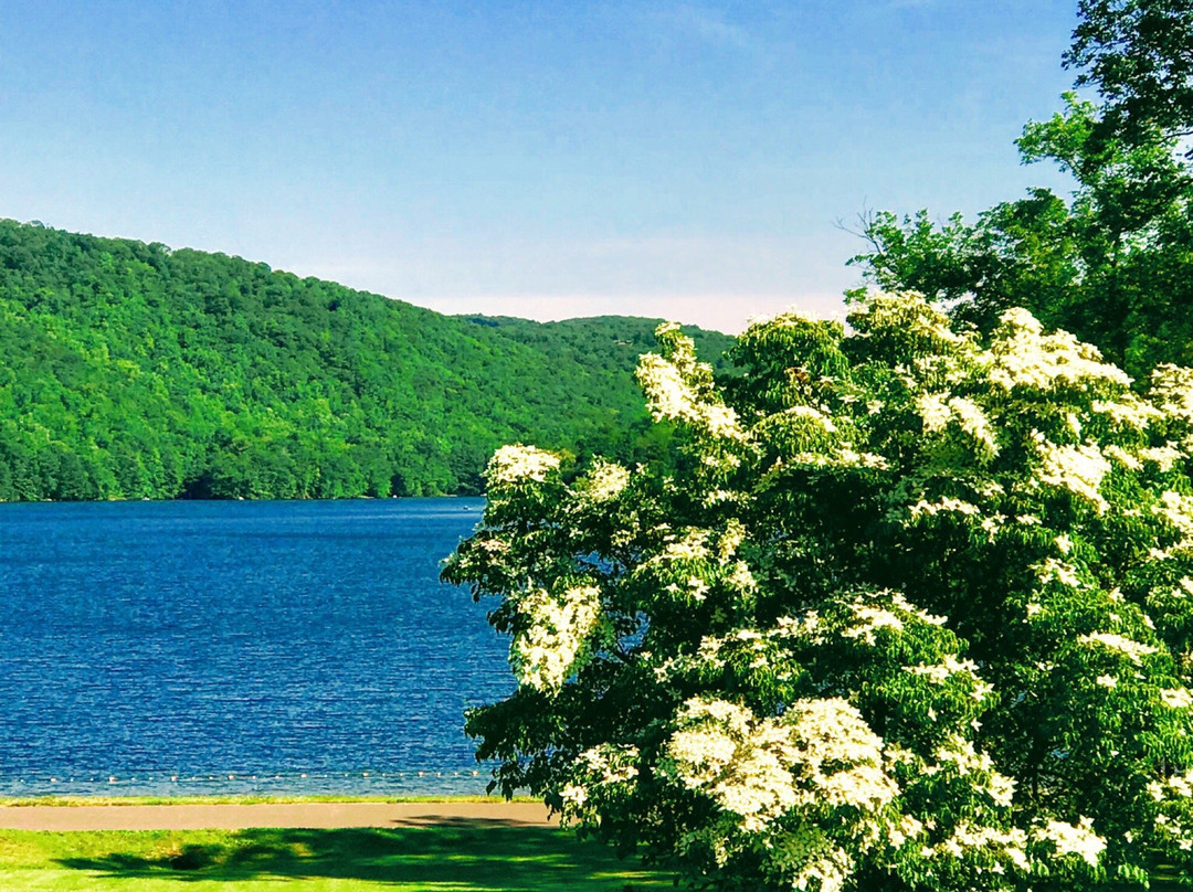 Squantz Pond State Park-New Fairfield必去景点