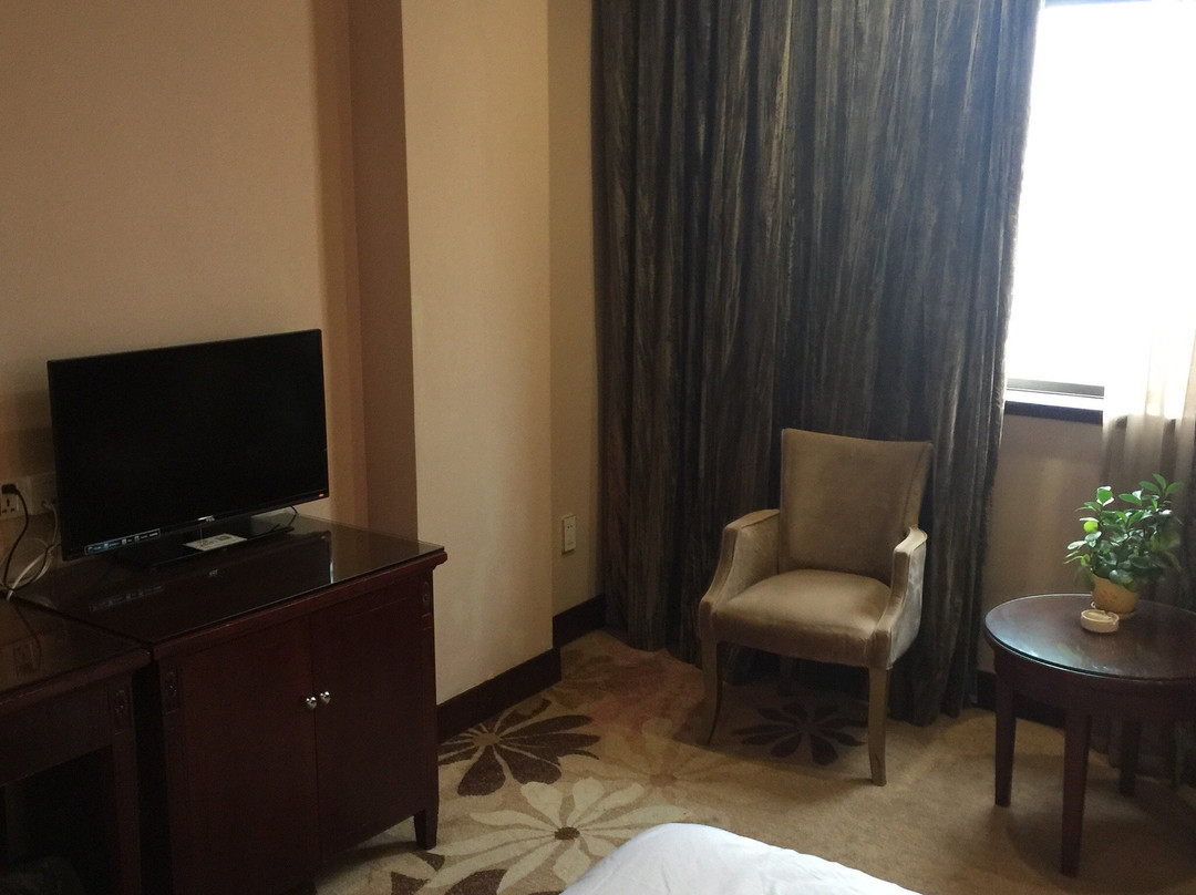 沪川大酒店主图