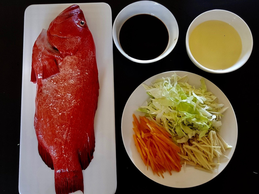 巴顿港酒店住宿-夕阳暮色山林小屋