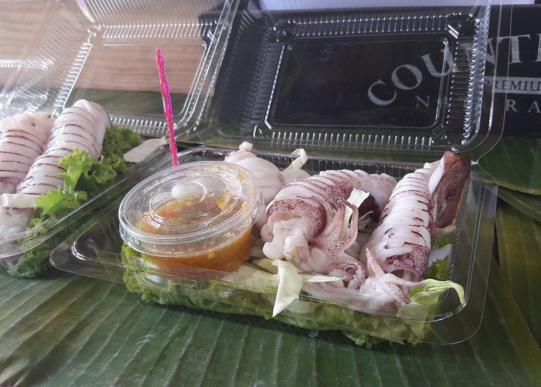 Pra Cha Rat Floating Market-素叻他尼必去景点