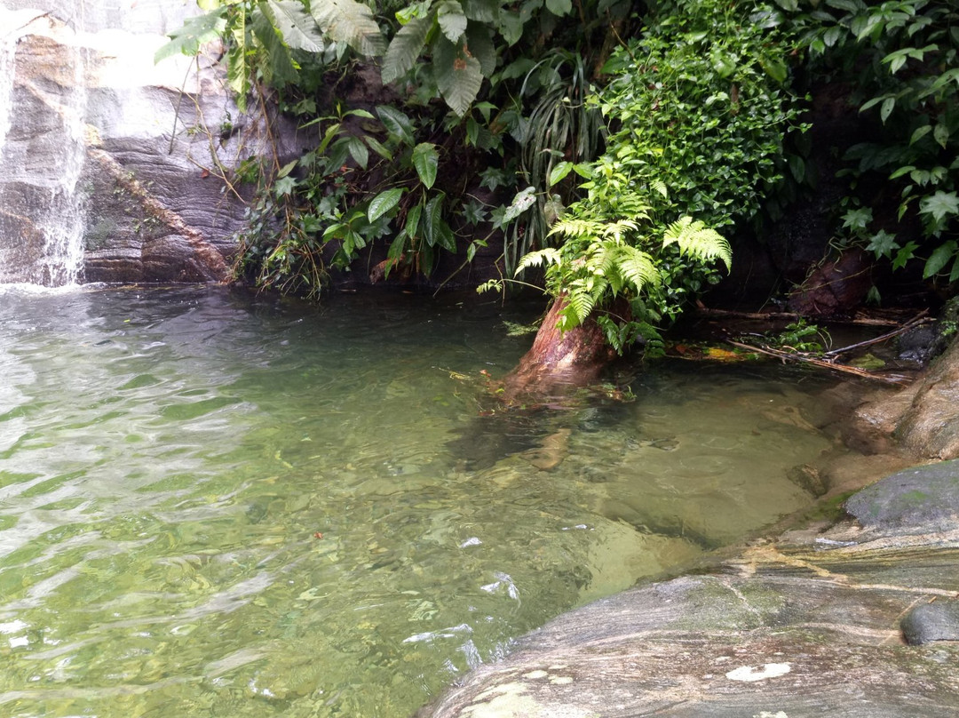 Pe da Serra Waterfall-乌巴图巴必去景点