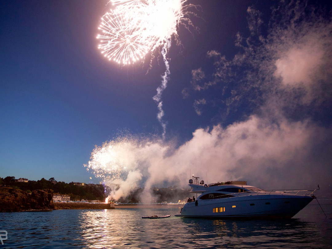 Alfie Buoy-泽西岛必去景点