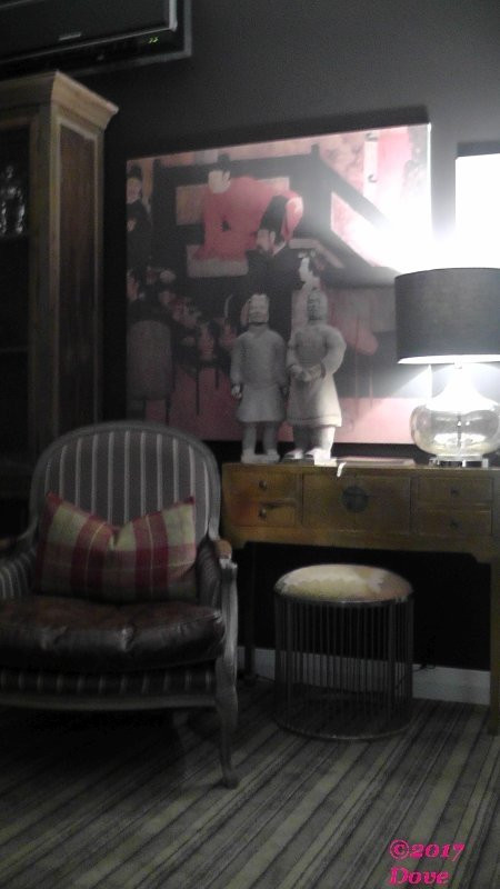 The State Hotel主图