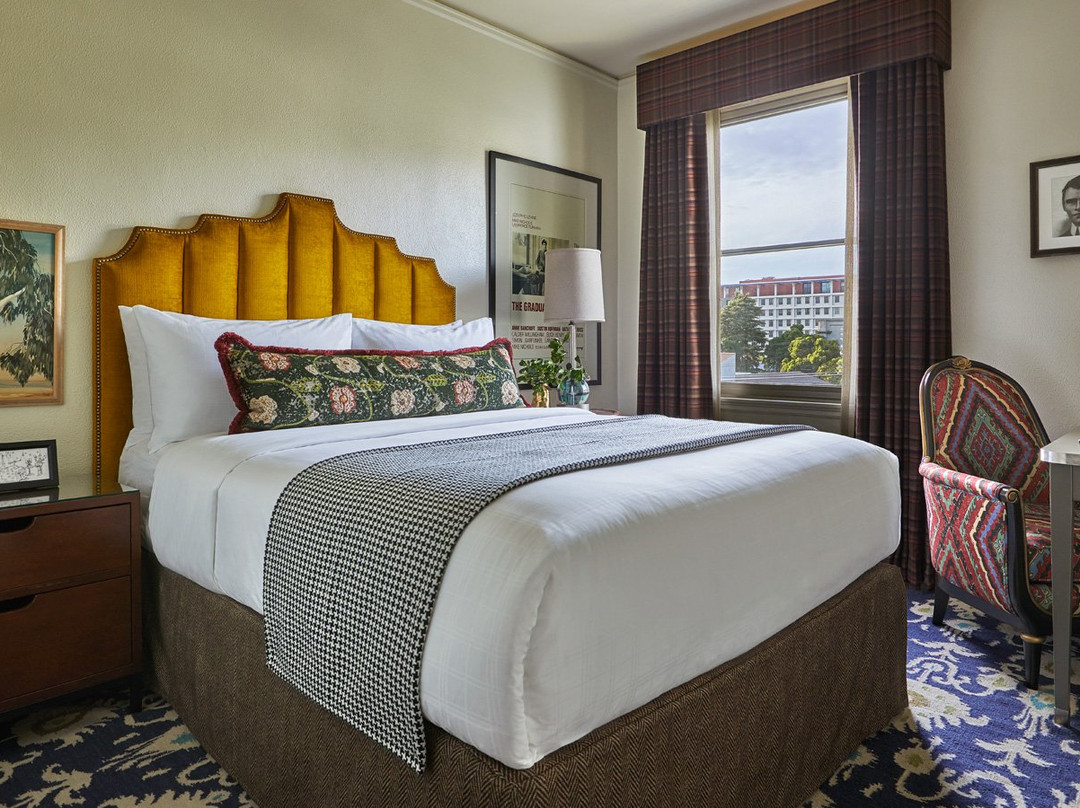 杜朗杰德微酒店主图