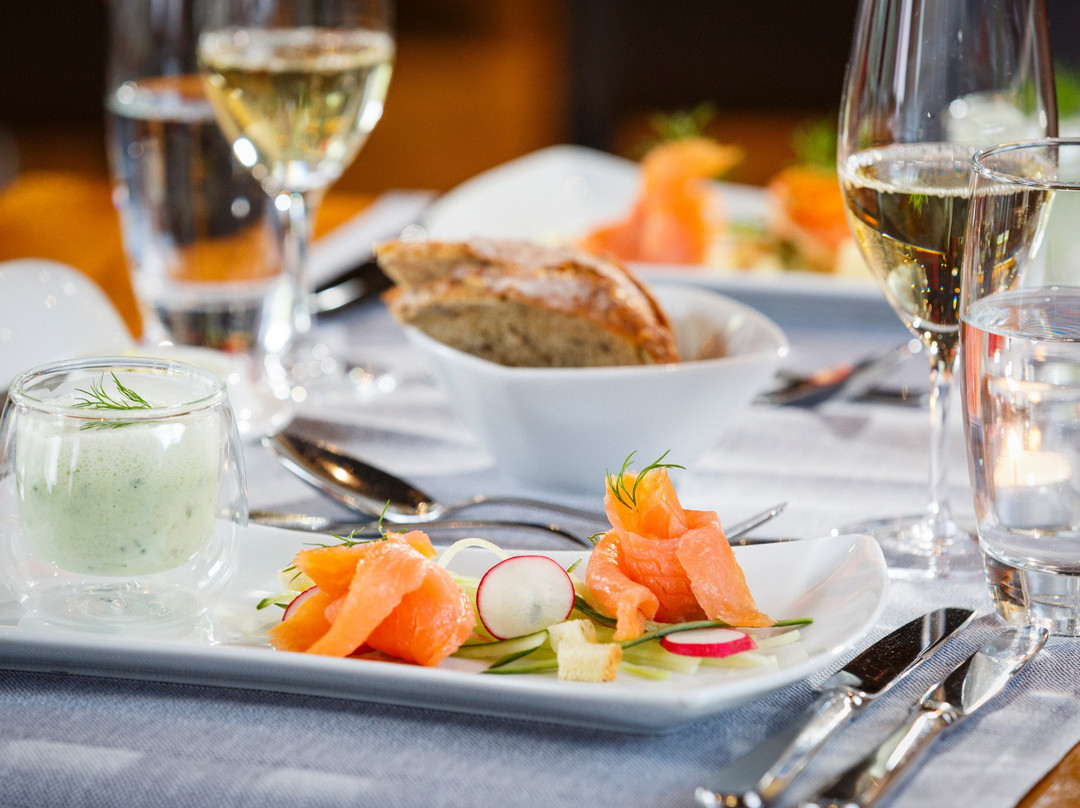 Restaurant elements
