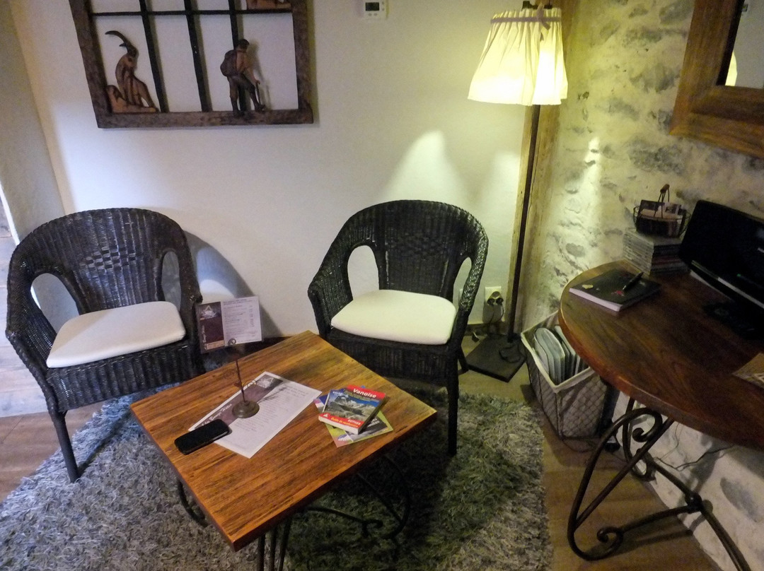 A la Bouge'Hotes主图