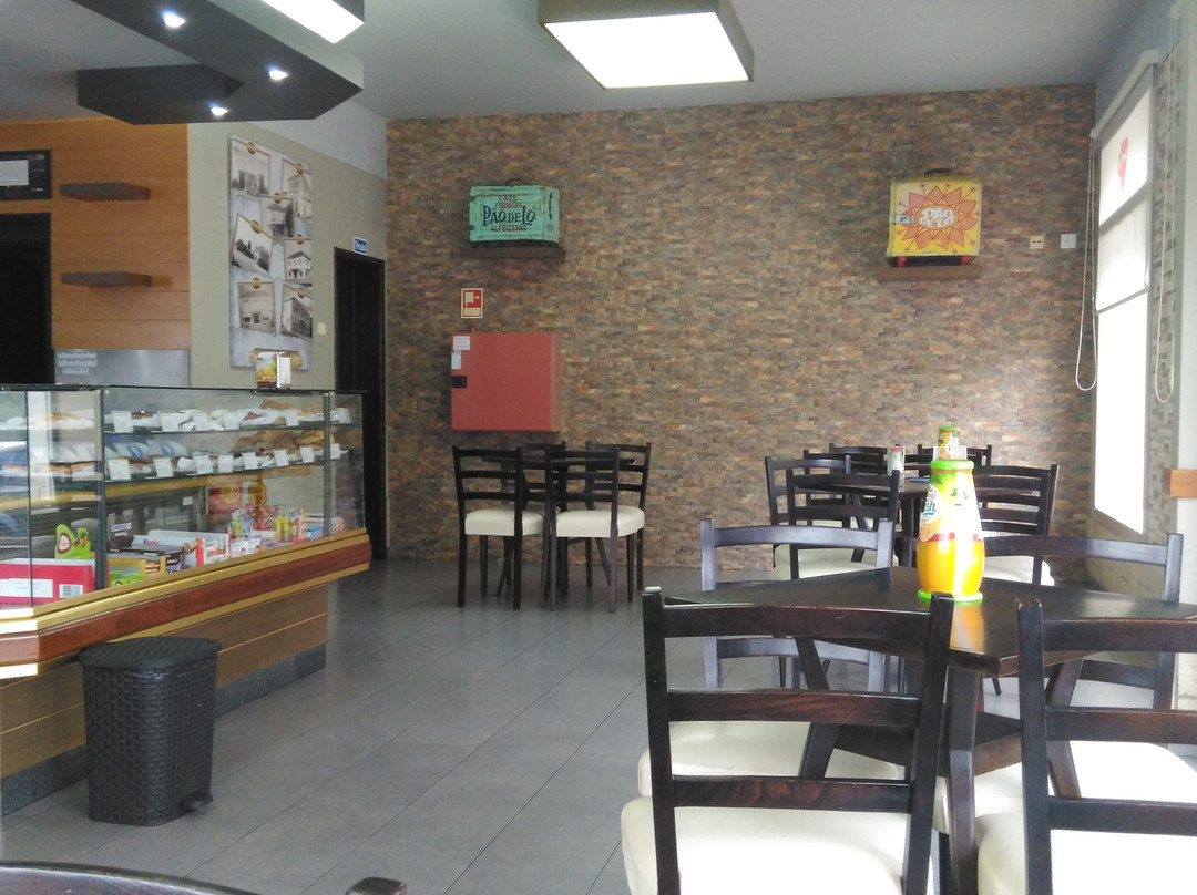 Famalicao餐馆和美食-Cafe Ferreira