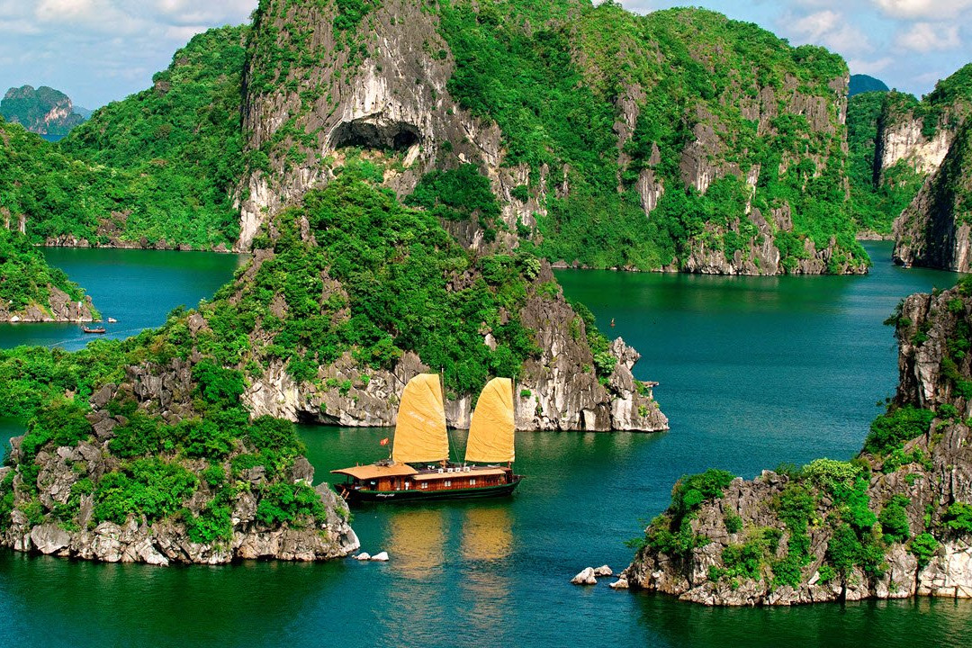 Halong Hanoi Transfer景点图片