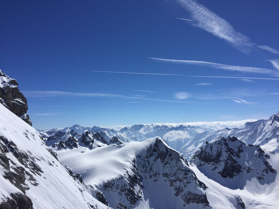 Canton of Obwalden旅游景点-Titlis Cliff Walk