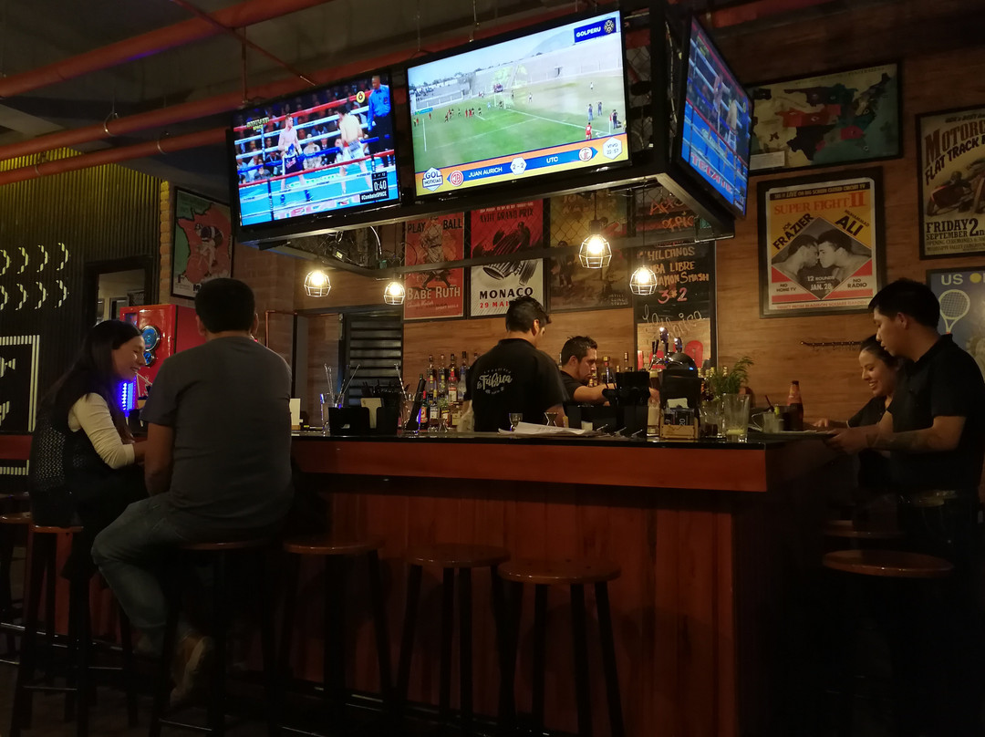 La Fabrica Sports Bar