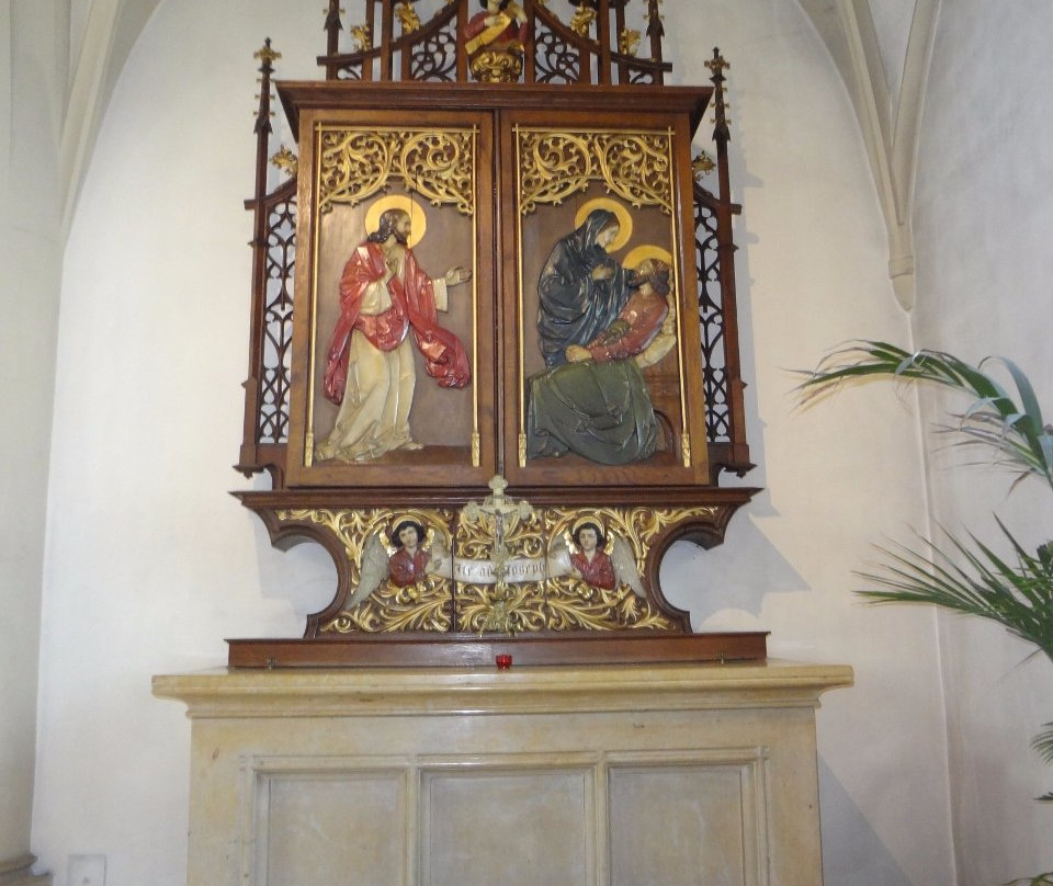 Römisch-katholische Kirche - Herz Jesu-Laufen必去景点