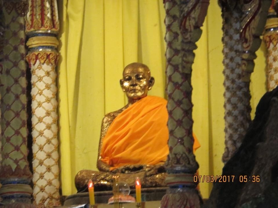 Wat Tham Suwannakhuha景点图片