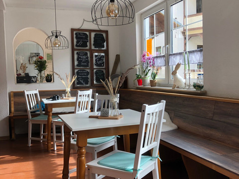 Zur Perle Schwarzburg Imbiss Und Café