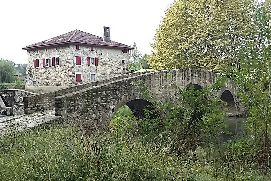 Pont de Gramont景点图片