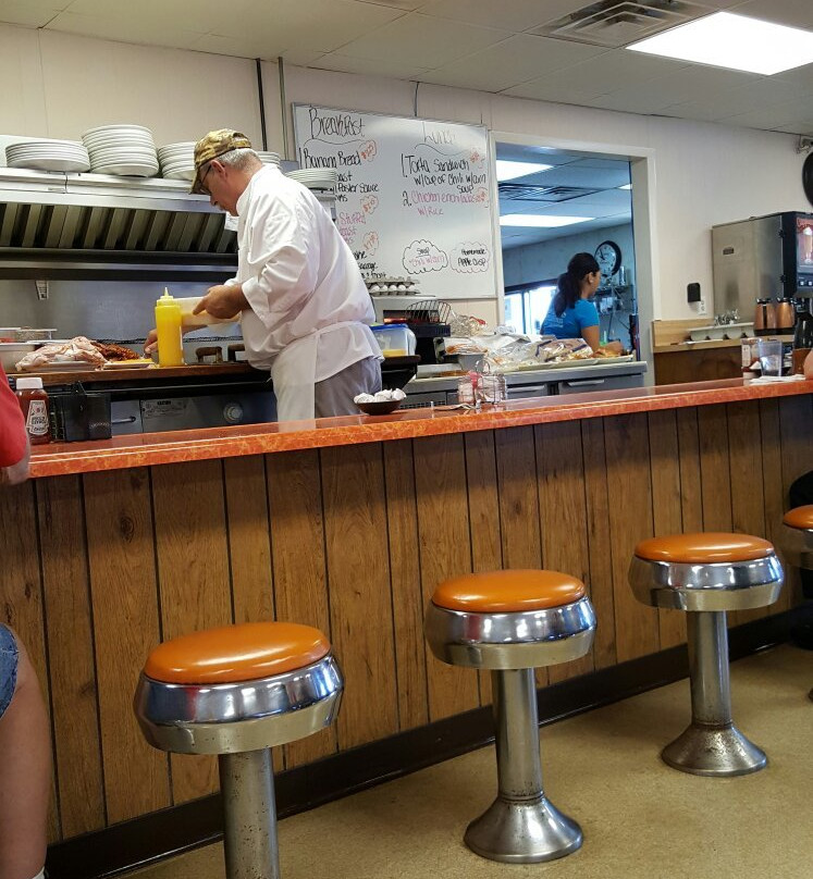 Reits Flea Market and Cathy's Kitchen