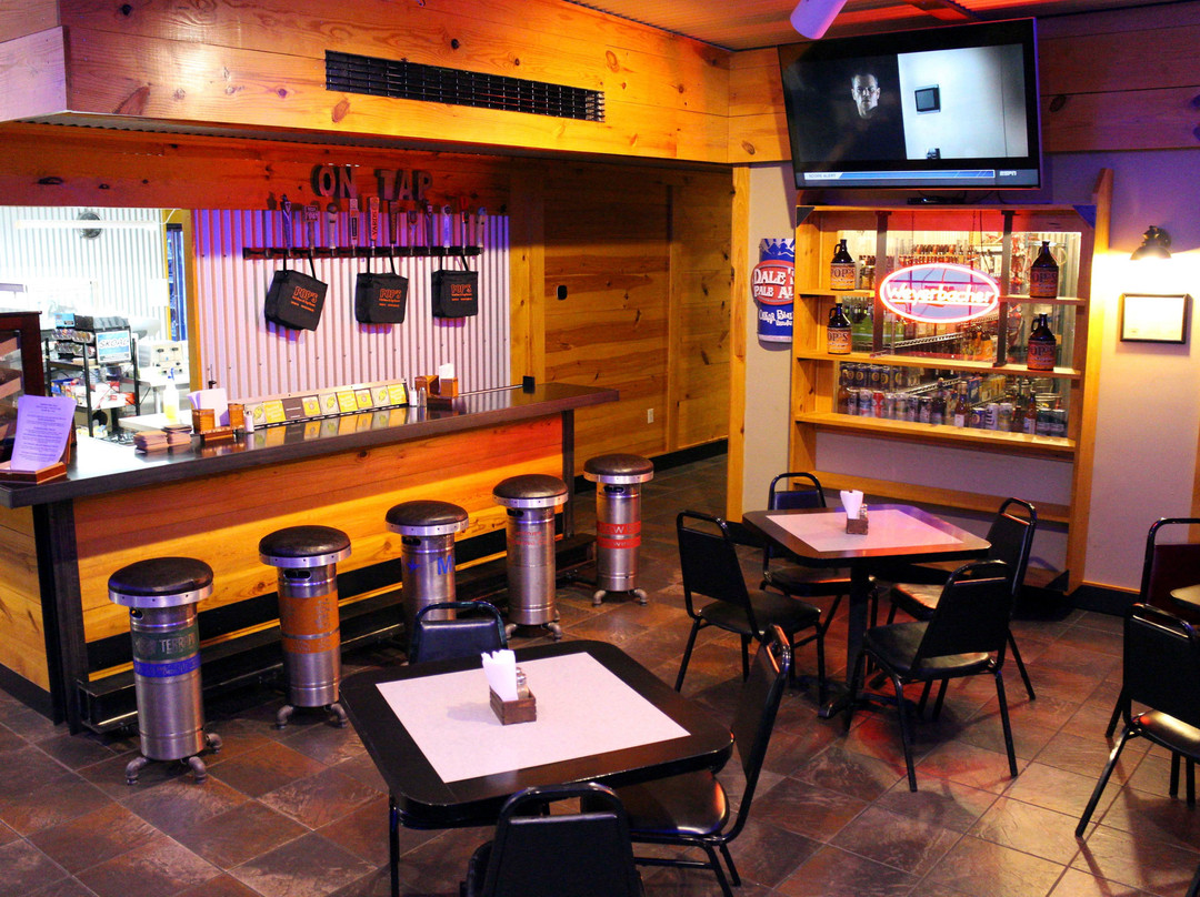 Pop's Kitchen and Taproom