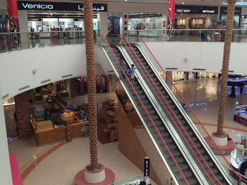 Venicia Mall-胡拜尔必去景点