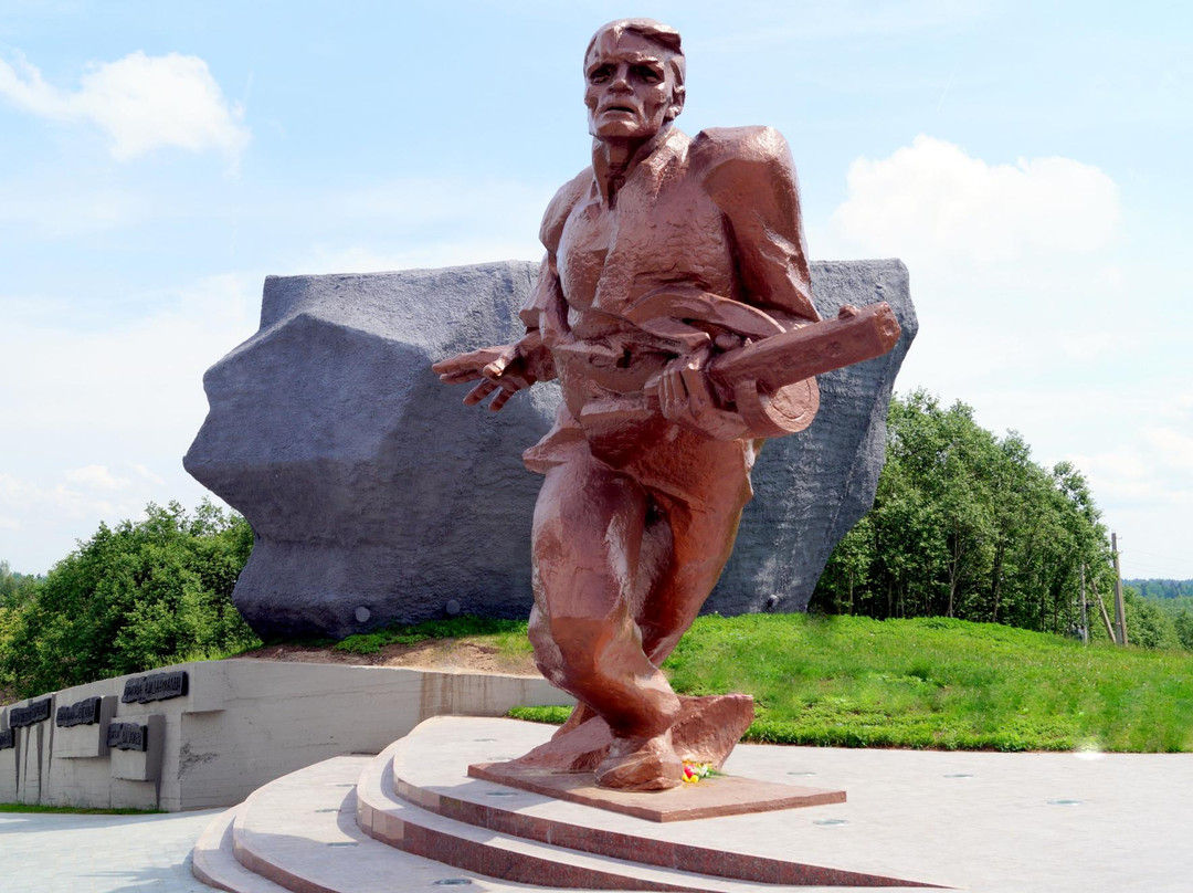 Memorial Complex Break Breakthrough-Ushachy必去景点
