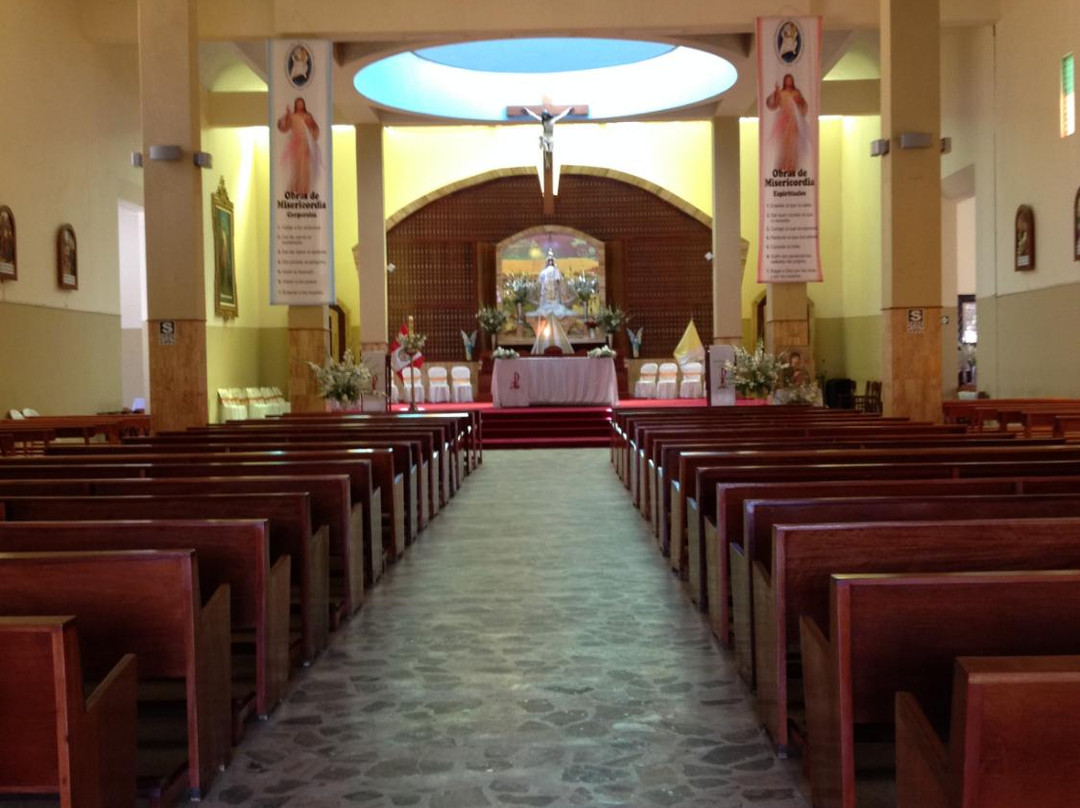 Iglesia de Santiago Apostol-纳斯卡必去景点